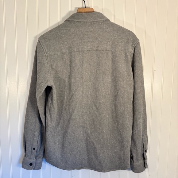 Zara Men’s Gray 100% Cotton Herringbone Shacket Sweater Button Down Size Medium - Picture 7 of 14